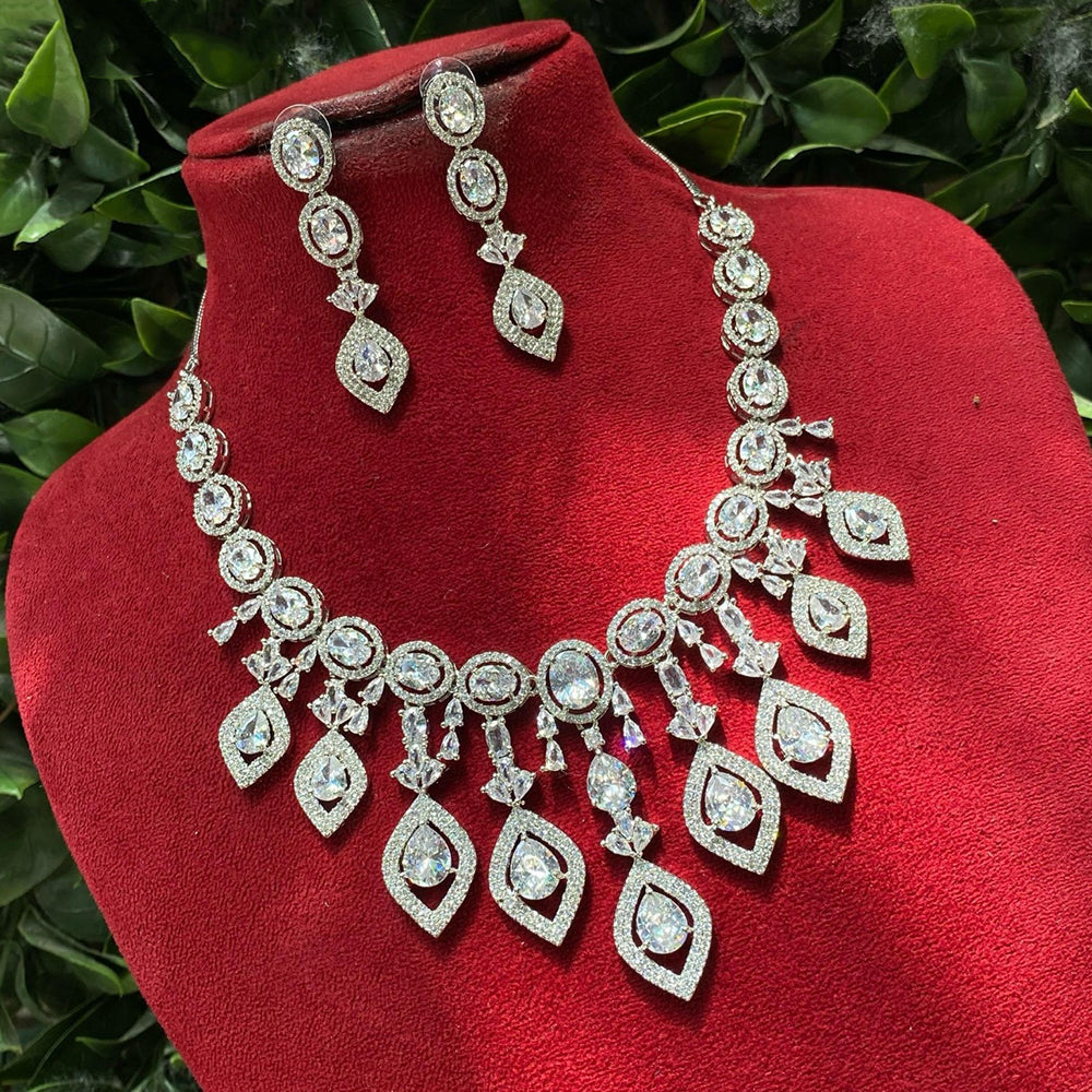 Royal Kundan Jewellery Glamorous American Diamond Necklace Set