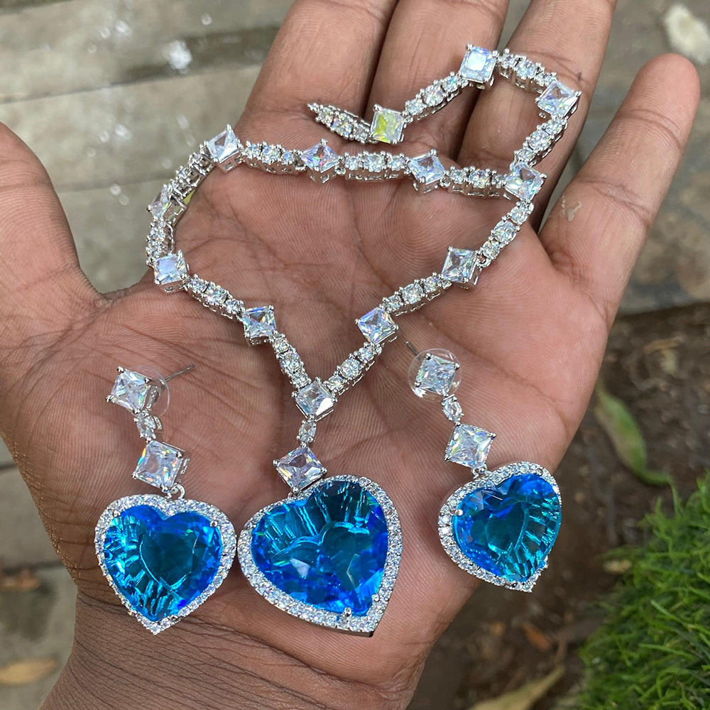 Royal Kundan Jewellery Glamorous Heart Shape American Diamond Necklace Set