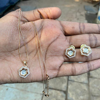 Royal Kundan Jewellery Classic Polki Kundan Stone Pendant Set