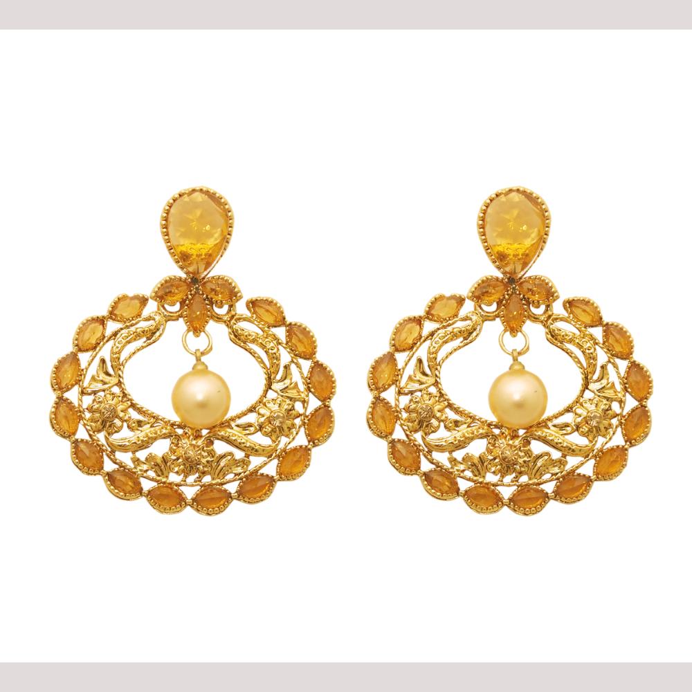 Hania Jewels Traditional Round Shape and Pearl Dangler Earrings