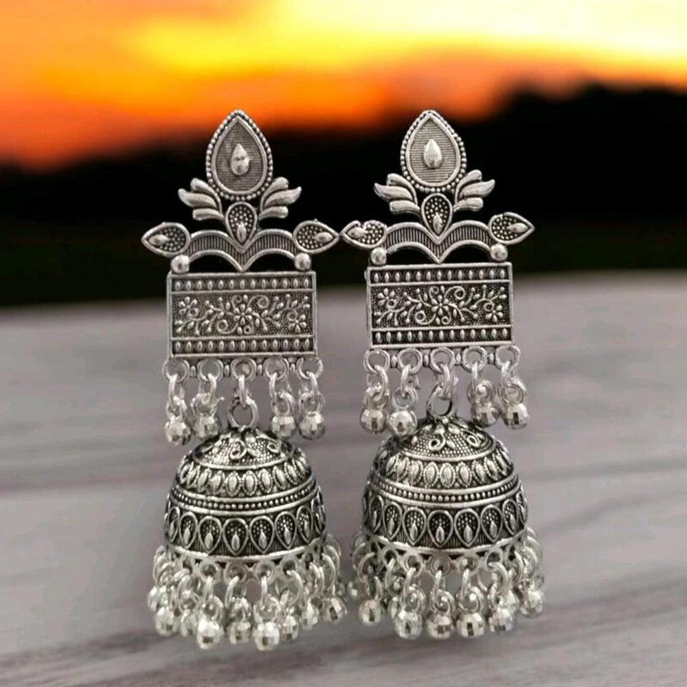 VM Imitation Radiance Dazzling Rhodium Plated Earrings To Slay Every Look