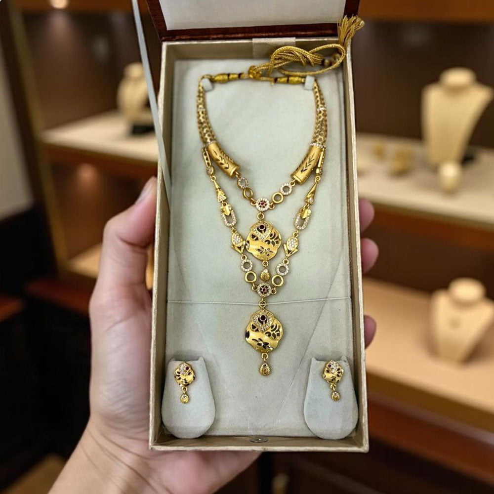 VM Imitation Dual Set Austrian Stone Necklaces for Stylish Looks
