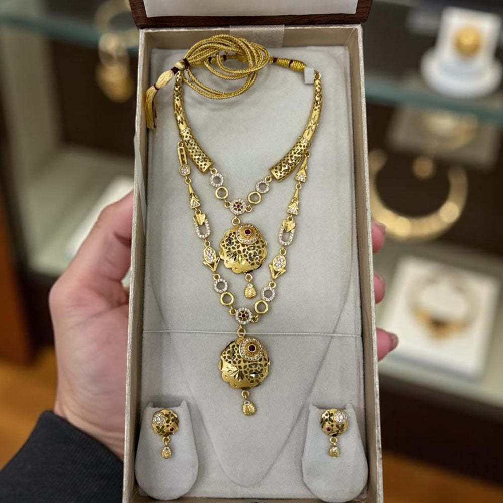 VM Imitation Dual Set Austrian Stone Necklaces for Stylish Looks