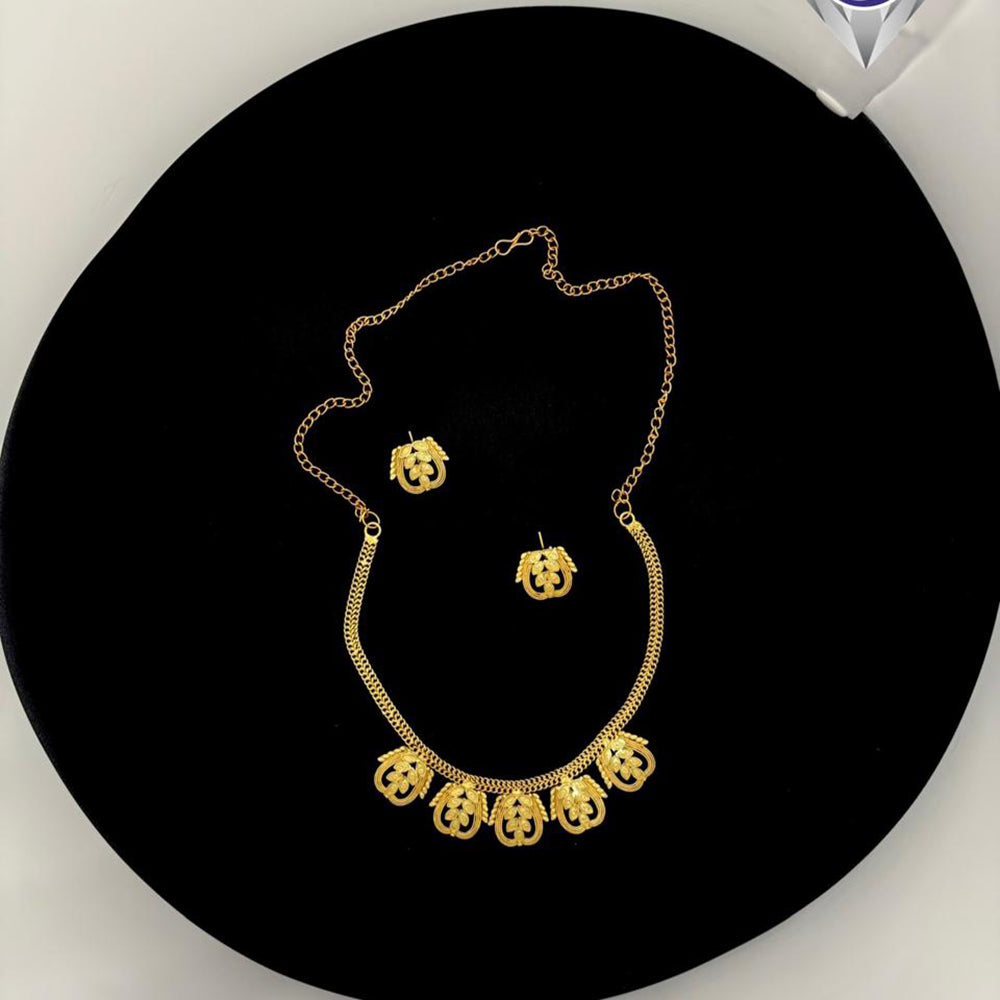 VM Imitation Classic Glam Finish Necklace Set