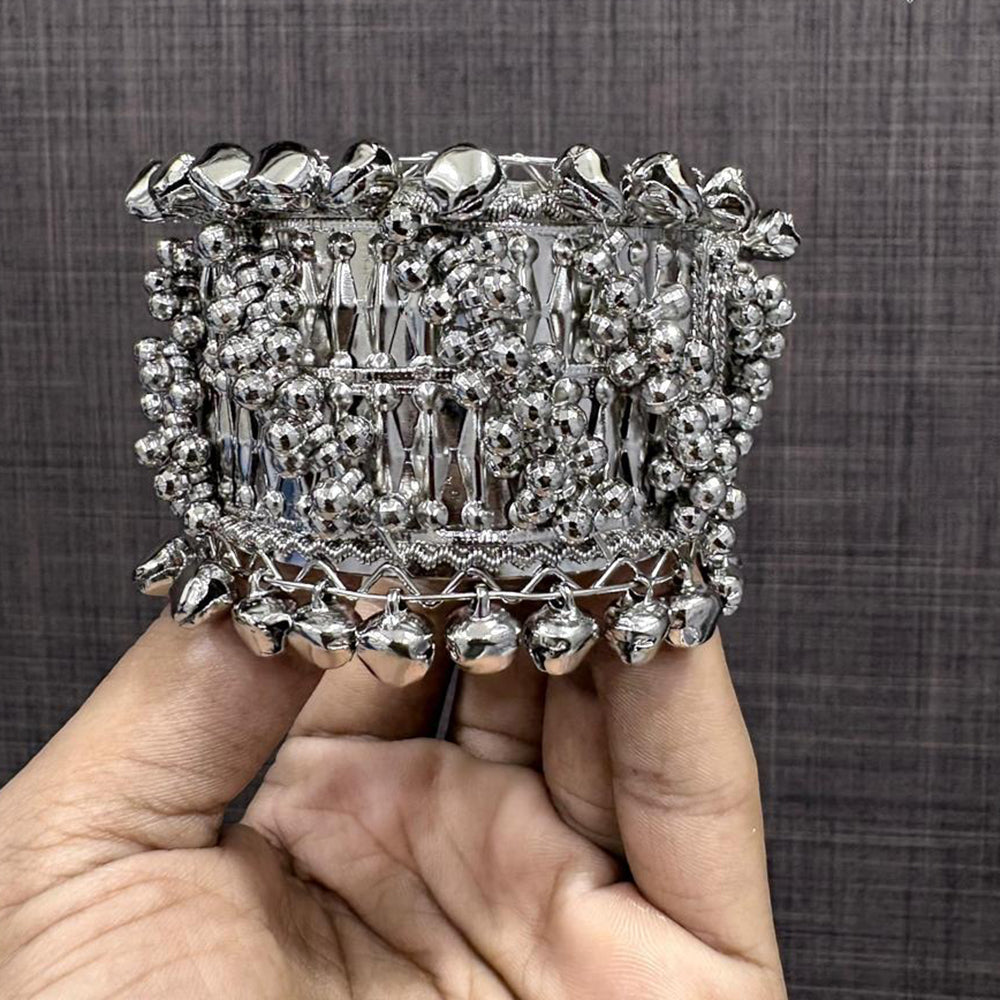 VM Imitation Oxidised Plated Antique Ghungroo Openable Bracelet