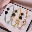 VM Imitation Designer Round -Shaped Openable Bracelet