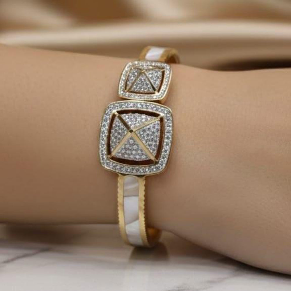 VM Imitation Delicate Austrian Stone Adjustable Bracelet ( Pack of 12)