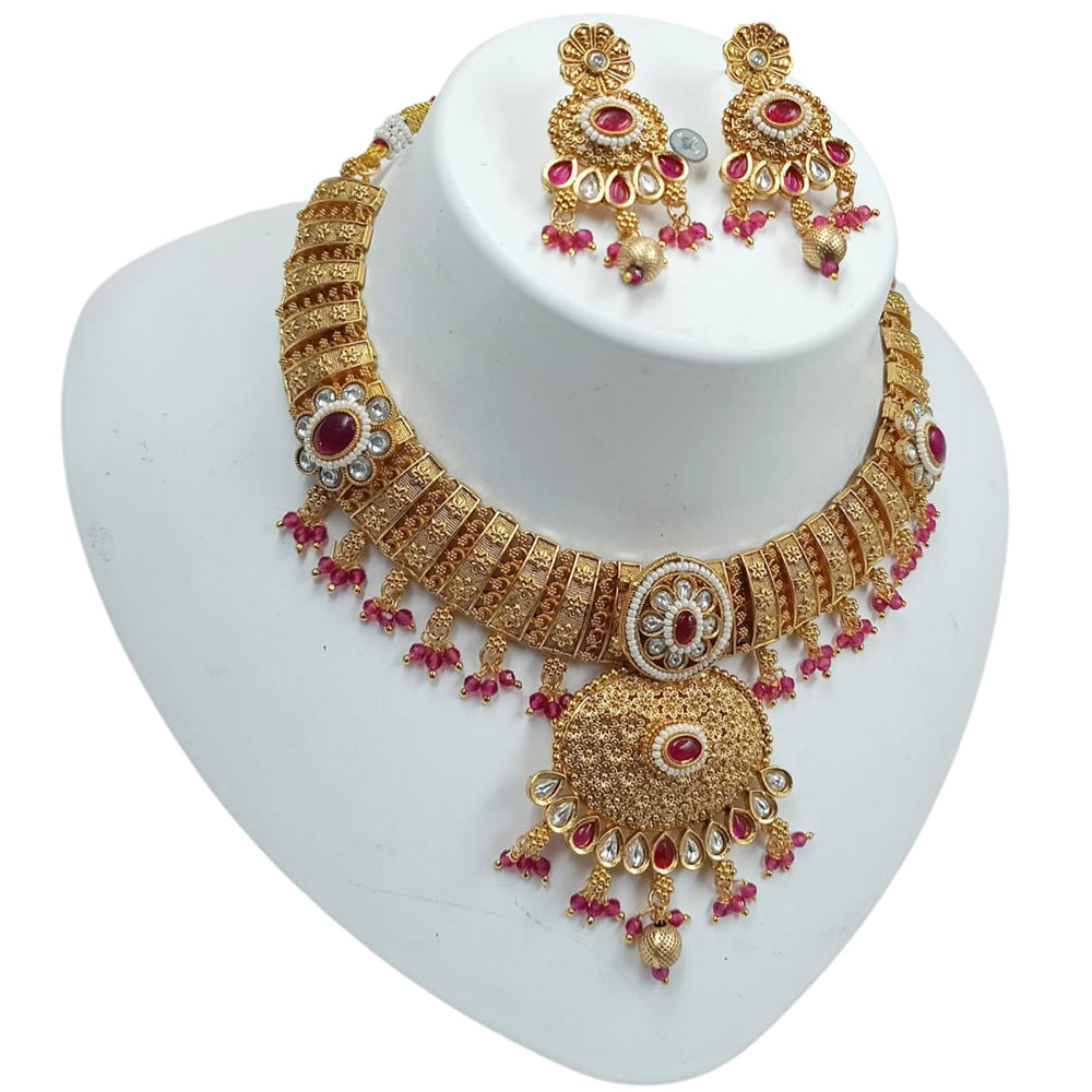 NAFJ Gold Plated Pota Stone And Pearls Necklace Set