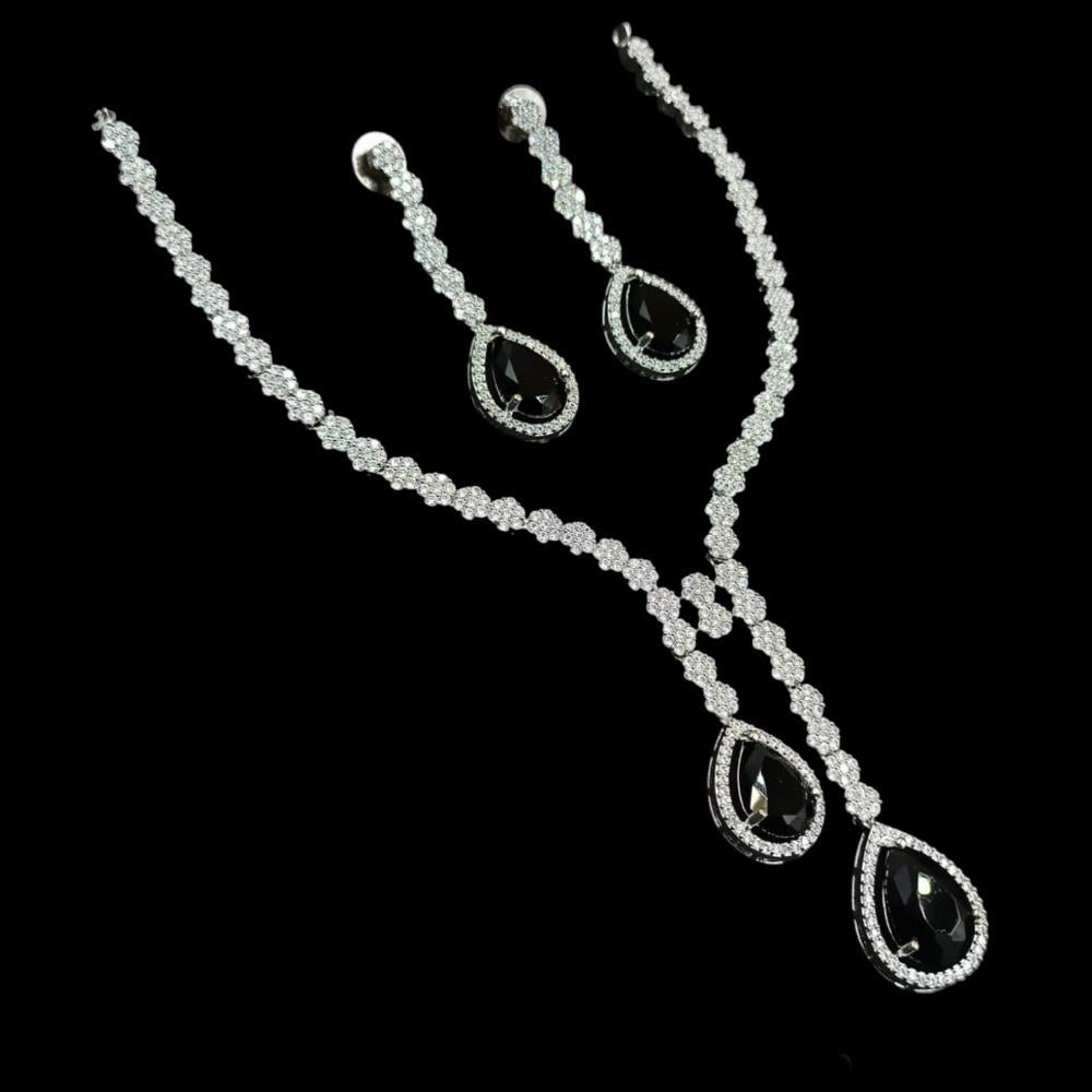 NAFJ Silver Plated Traditional American Diamond Look Necklace Set