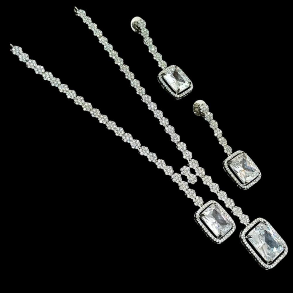 NAFJ Silver Plated Traditional American Diamond Look Necklace Set