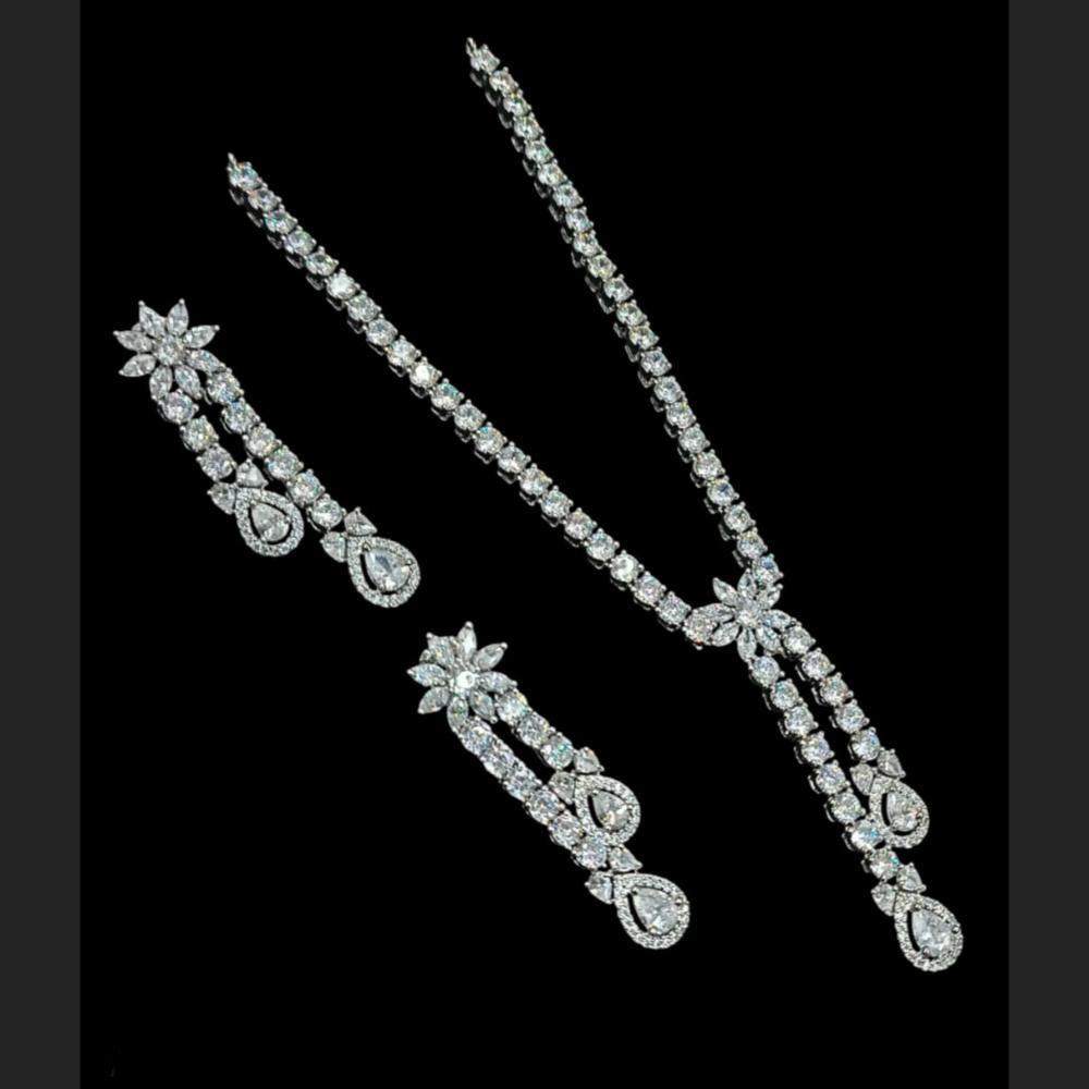 NAFJ Silver Plated Traditional American Diamond Look Necklace Set