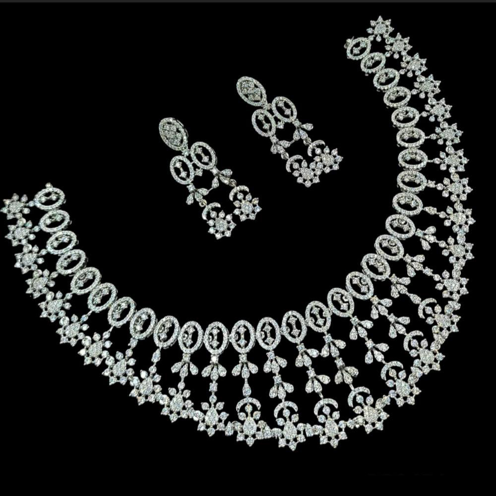 NAFJ Silver Plated Traditional American Diamond Look Necklace Set