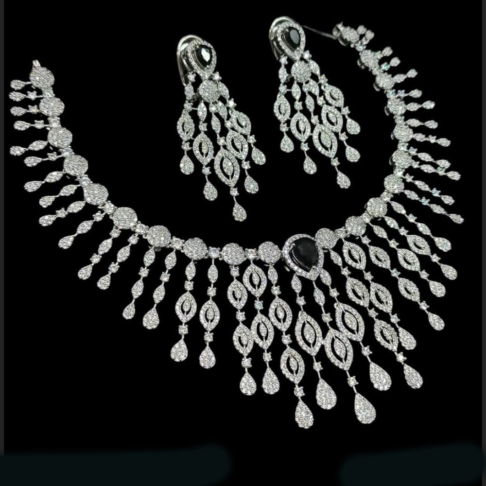 NAFJ Silver Plated Traditional American Diamond Look Necklace Set