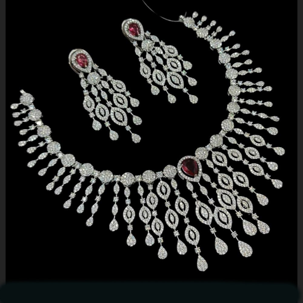 NAFJ Silver Plated Traditional American Diamond Look Necklace Set