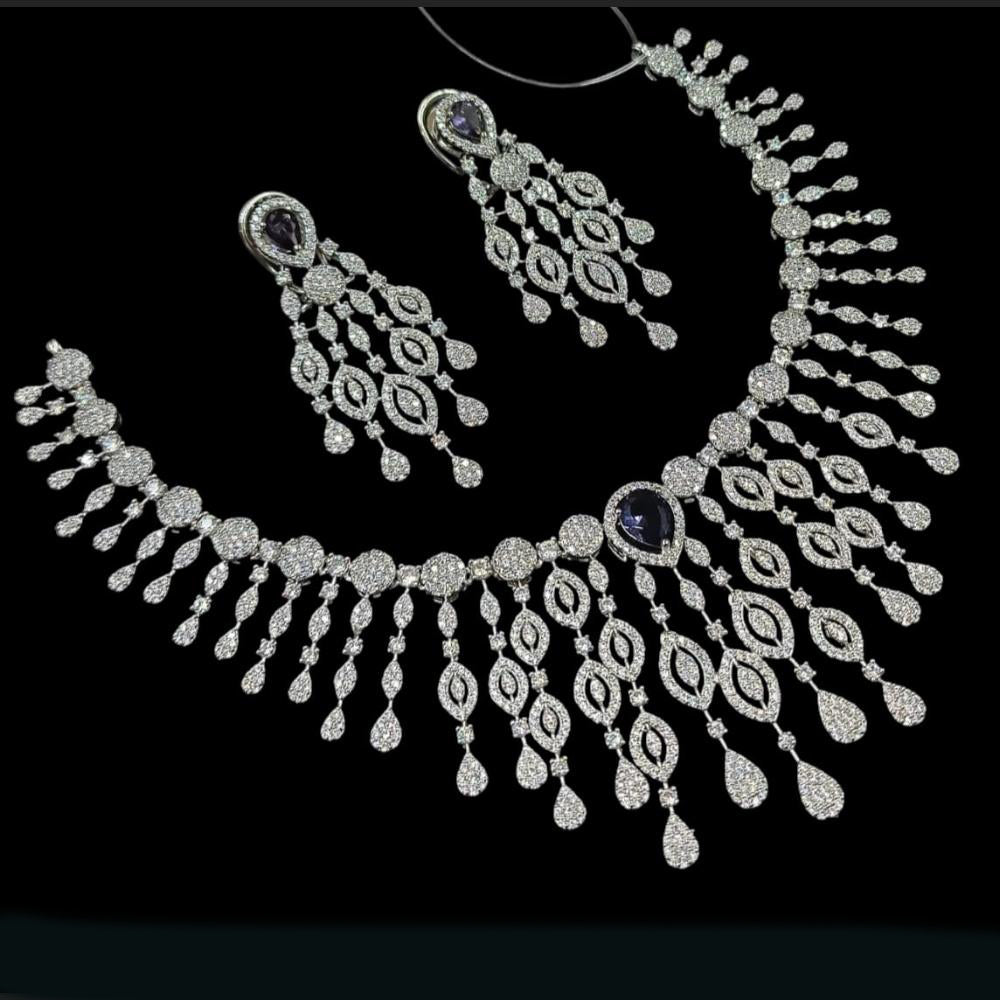 NAFJ Silver Plated Traditional American Diamond Look Necklace Set
