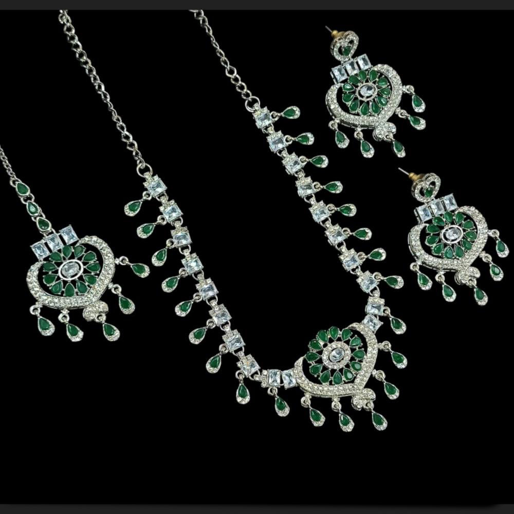 NAFJ Classic Silver PlatedCrystal And Austrian Stones Necklace Set