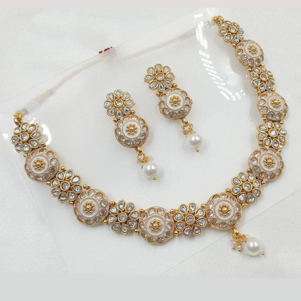 NAFJ Gold Plated Pota Stone And Pearl Necklace Set