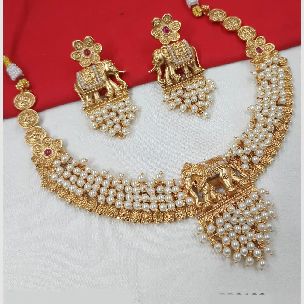 NAFJ Gold Plated Pota Stone And Pearl Necklace Set