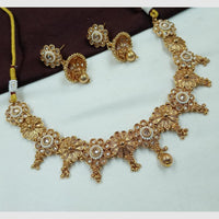 NAFJ Pota and Pearl Necklace Set