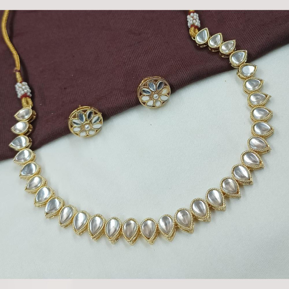 NAFJ Elegant Kundan Stone With Matching Earrings Necklace Set