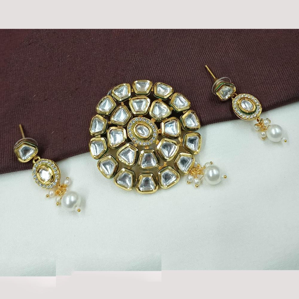 NAFJ Stylish Kundan Pendant Set With Matching Earrings
