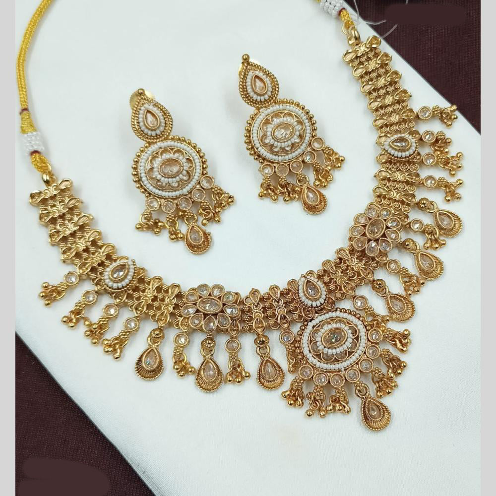 NAFJ Crystal Stone And Pearl Necklace Set