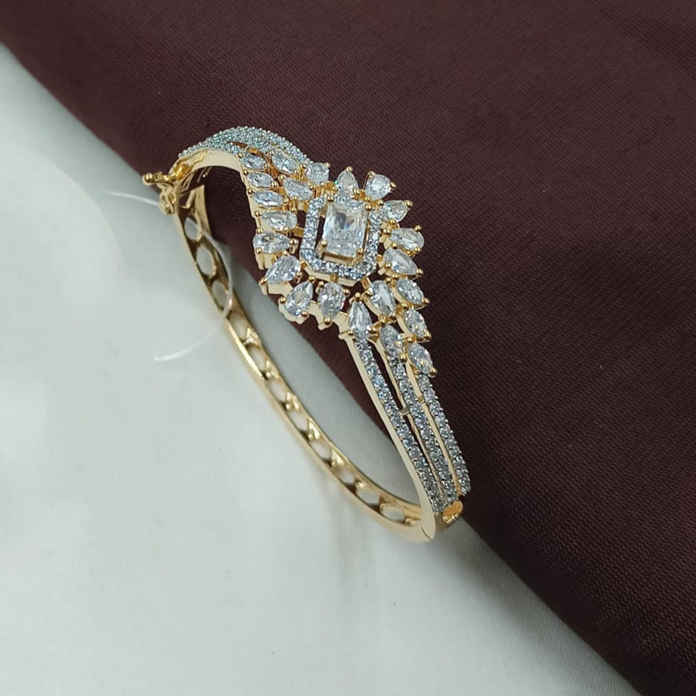 NAFJ Fashionable American Diamond Delicate Openable Bracelet