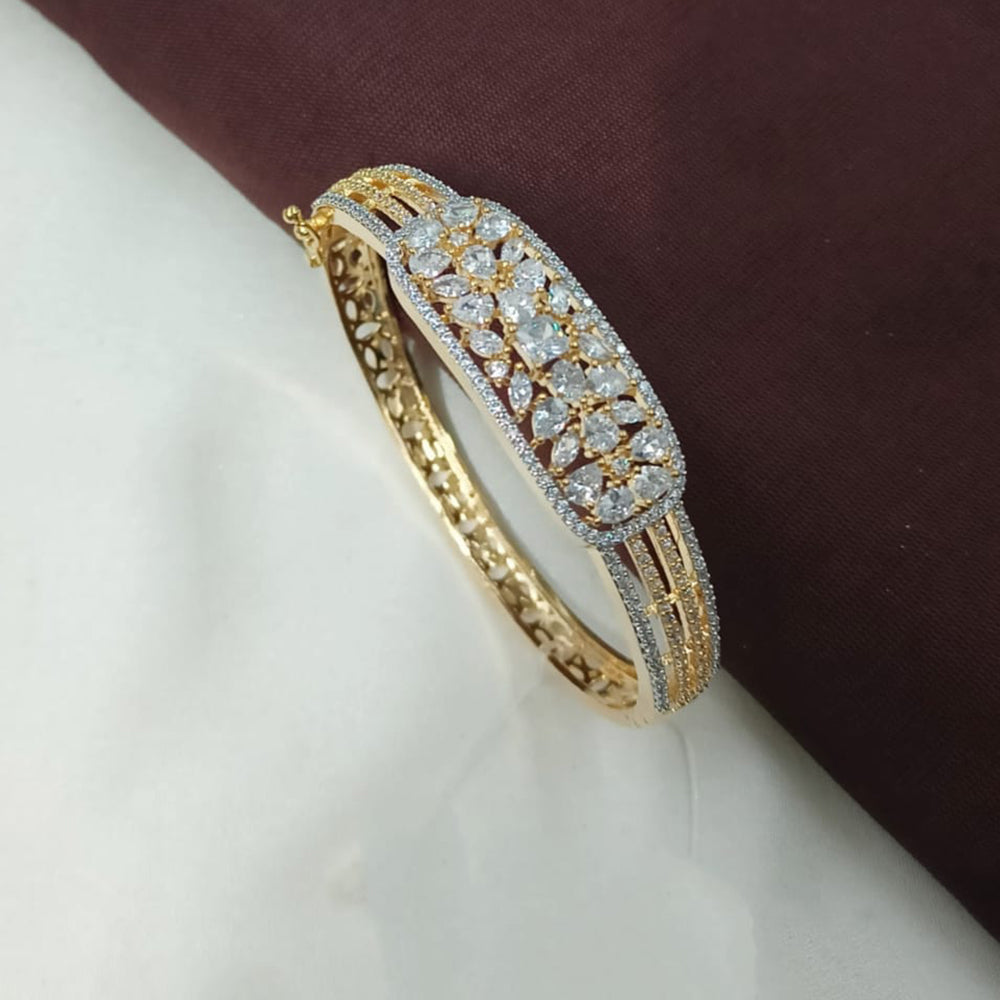 NAFJ Fashionable American Diamond Delicate Openable Bracelet