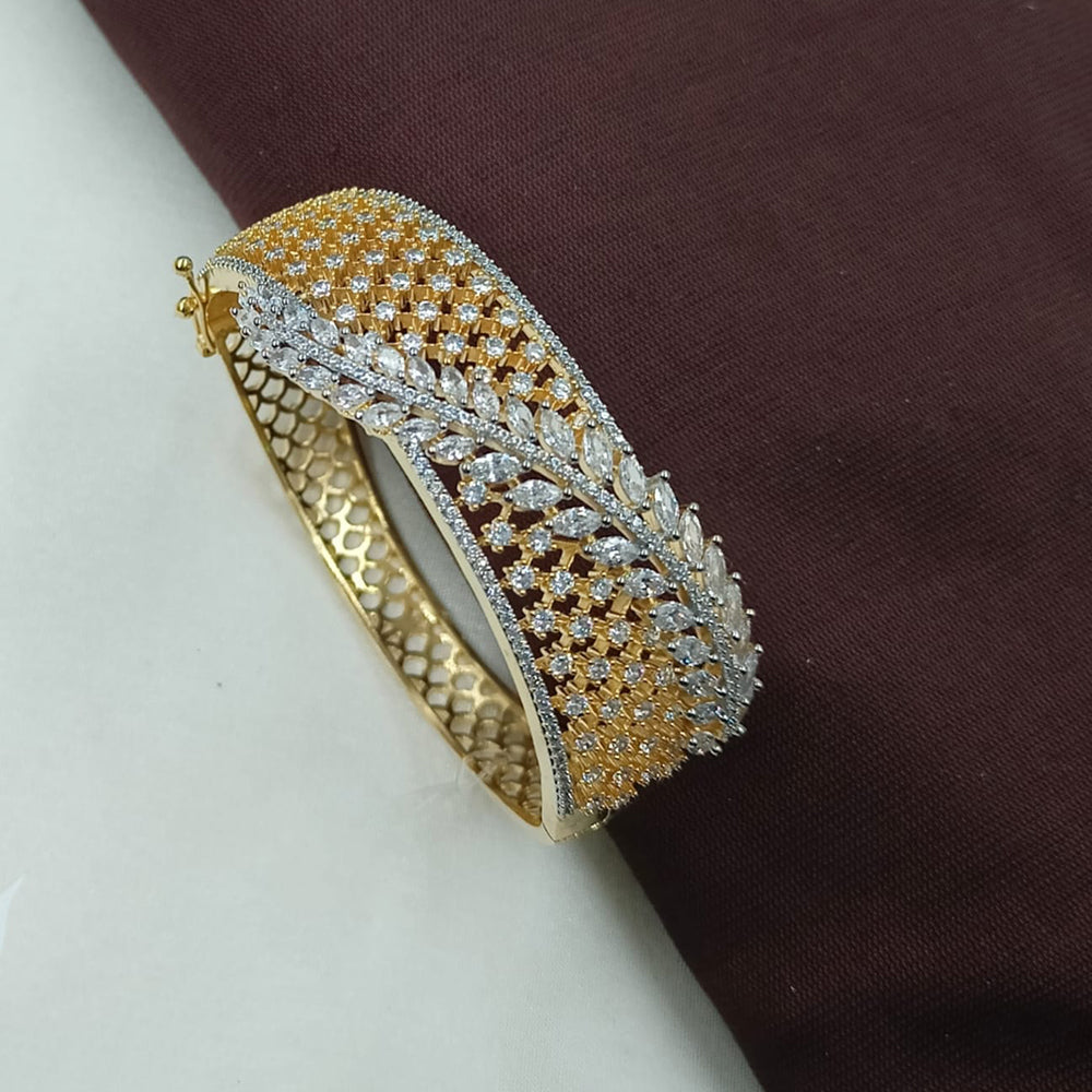 NAFJ Fashionable American Diamond And Austrian Delicate Openable Bracelet