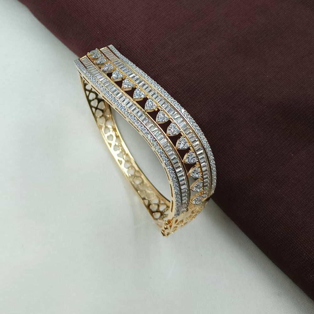 NAFJ Fashionable American Diamond And Austrian Delicate Openable Bracelet