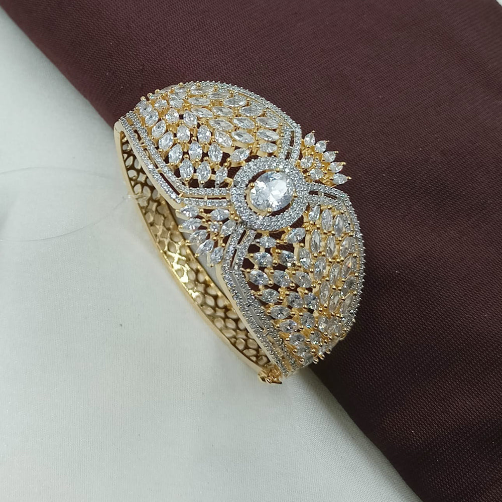 NAFJ Fashionable American Diamond And Austrian Delicate Openable Bracelet