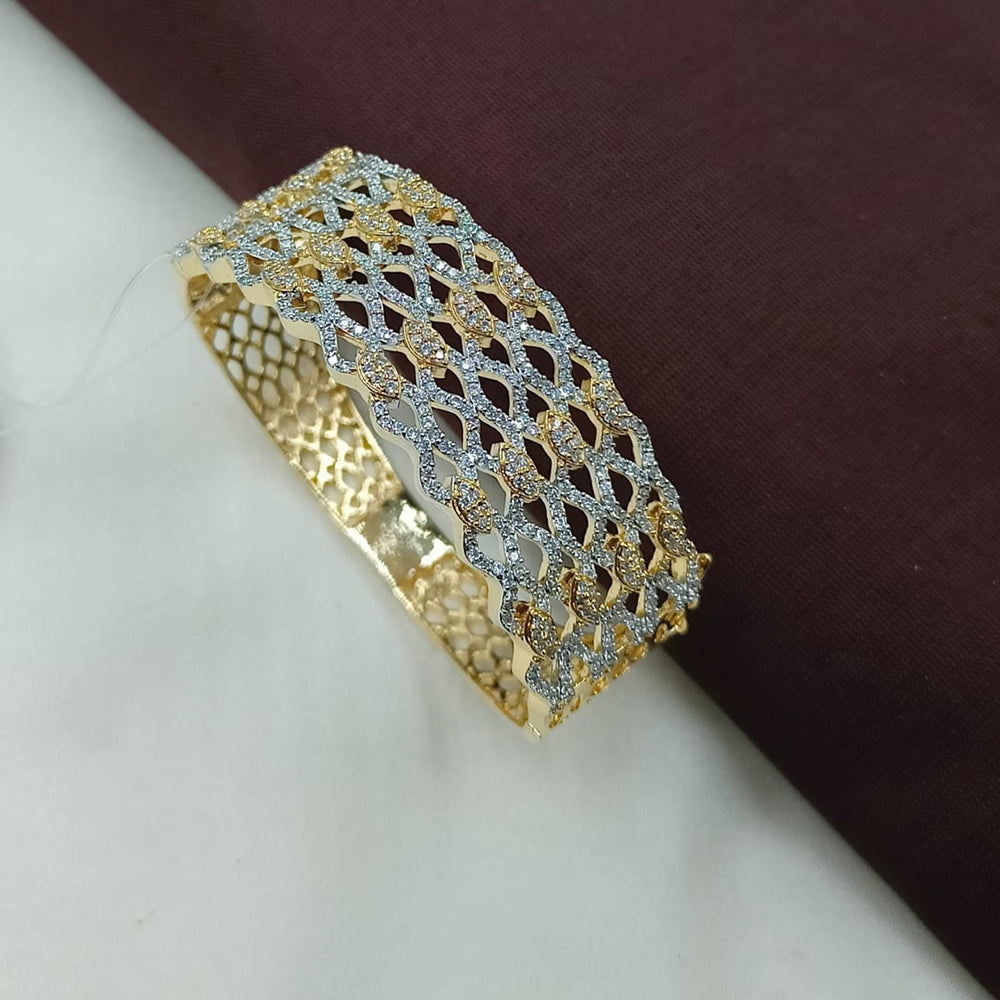 NAFJ Fashionable Austrian Stone Delicate Openable Bracelet
