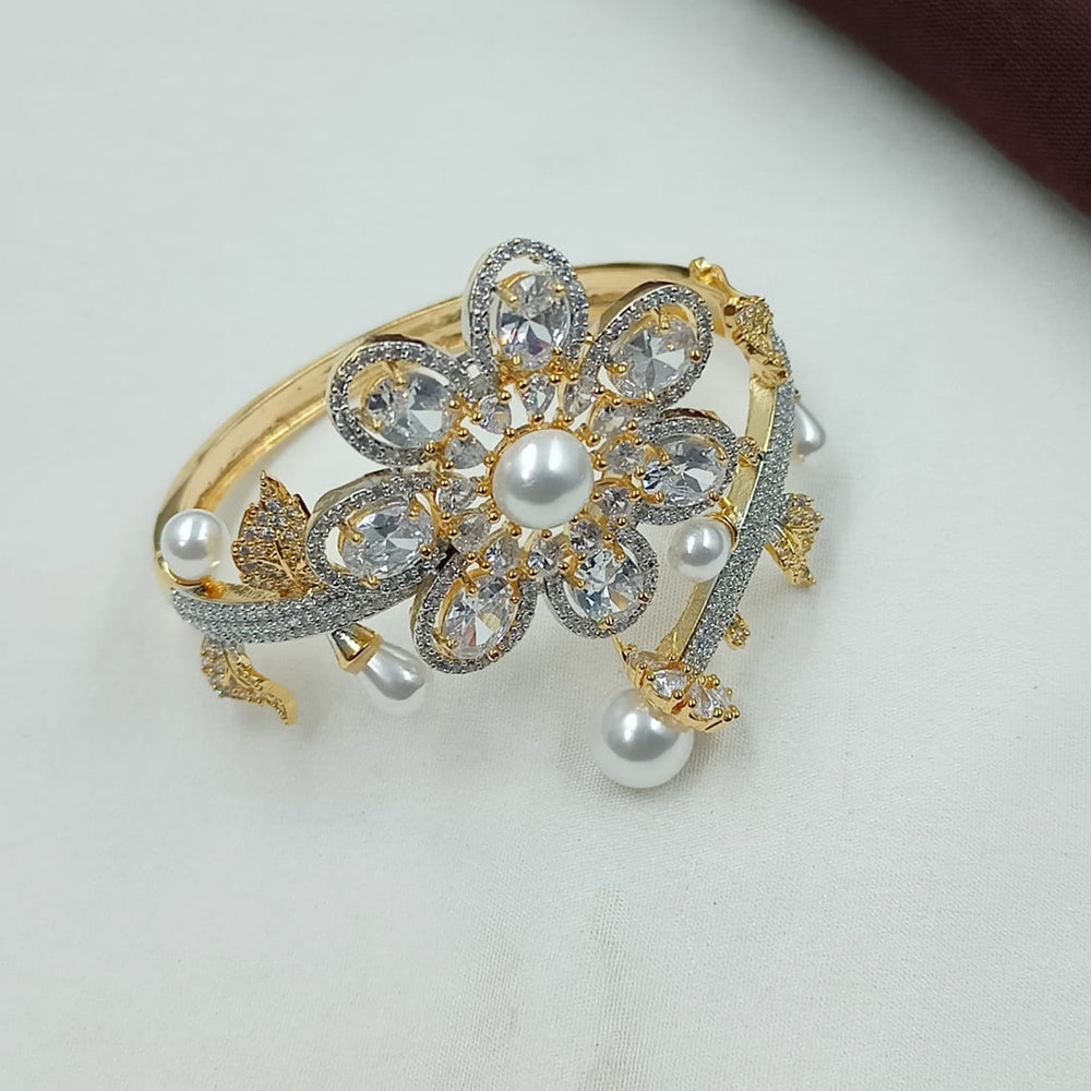 NAFJ Fashionable American Diamond And Austrian Delicate Openable Bracelet