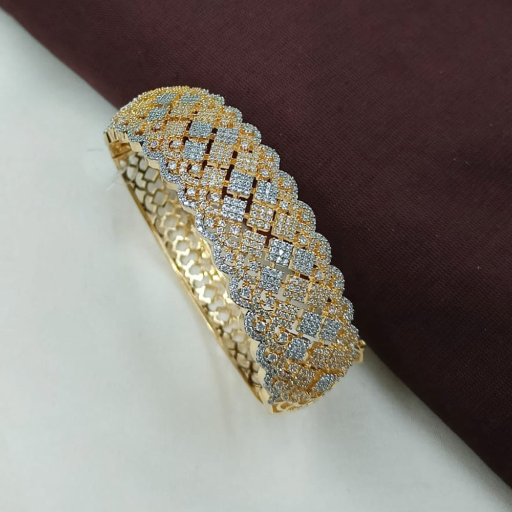 NAFJ Fashionable Rhodium Plated American Diamond Delicate Openable Bracelet