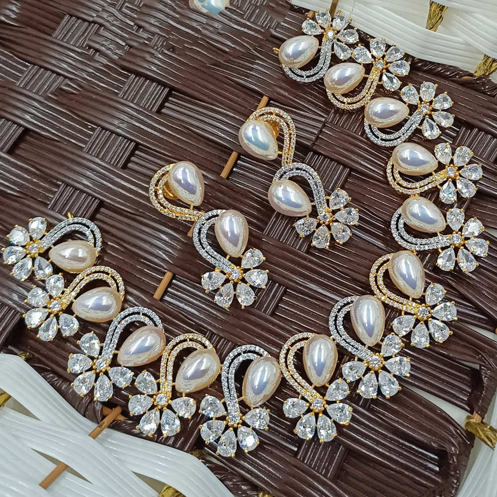 NAFJ Trendy American Daimond And Pearl Necklace Set
