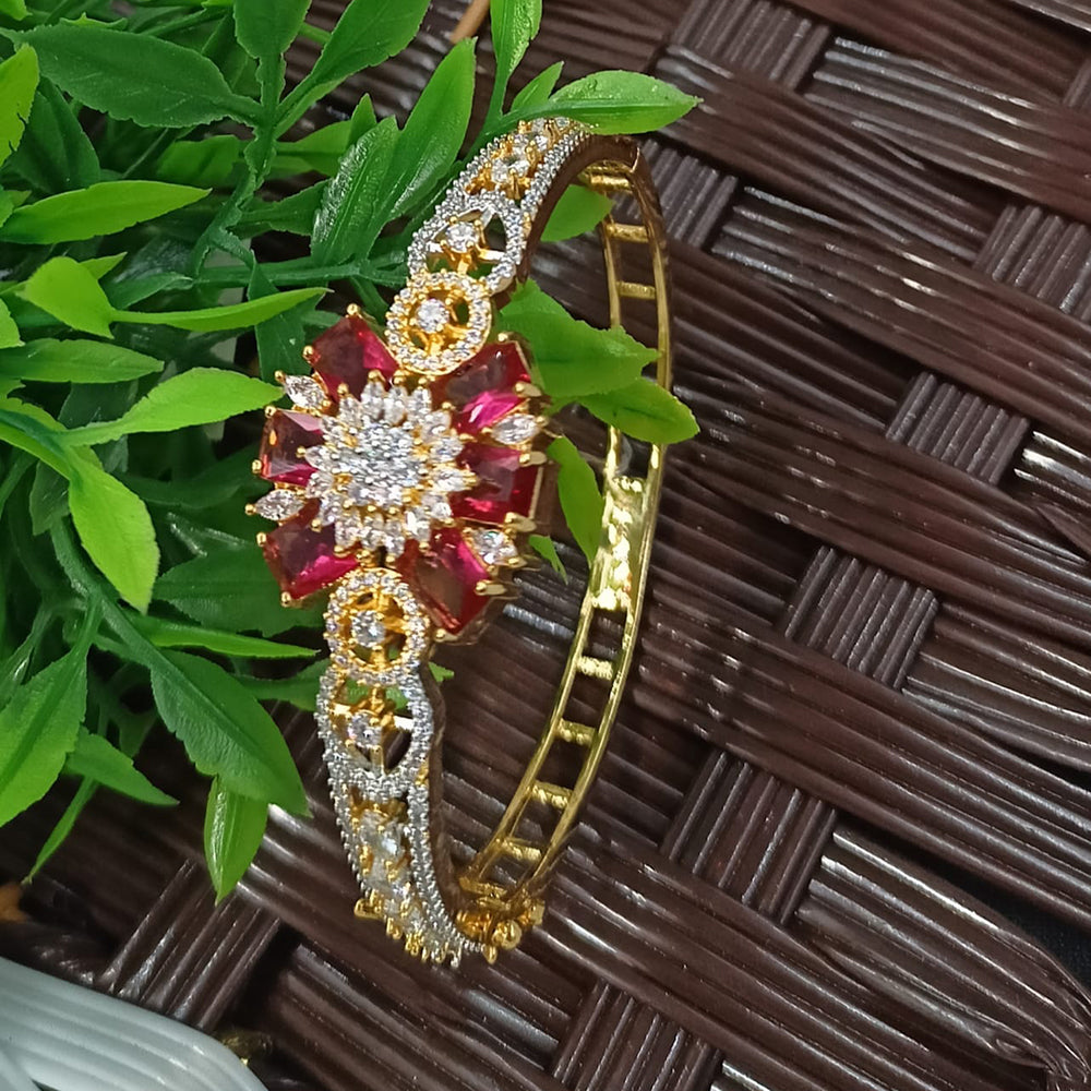 NAFJ Fashionable American Diamond Delicate Openable Bracelet