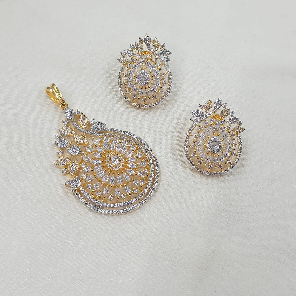 NAFJ Royal American Diamond Pendant Set