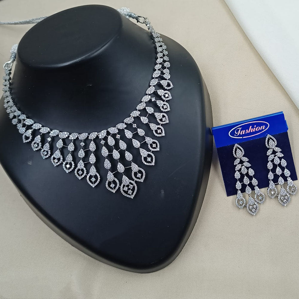 NAFJ Royal Sparkle Austrian Stone Necklace Set