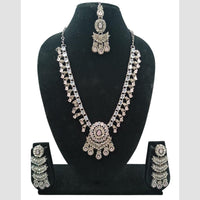 NAFJ Trendy Ethnic Crystal Stone And Austrian Stone Necklace Set