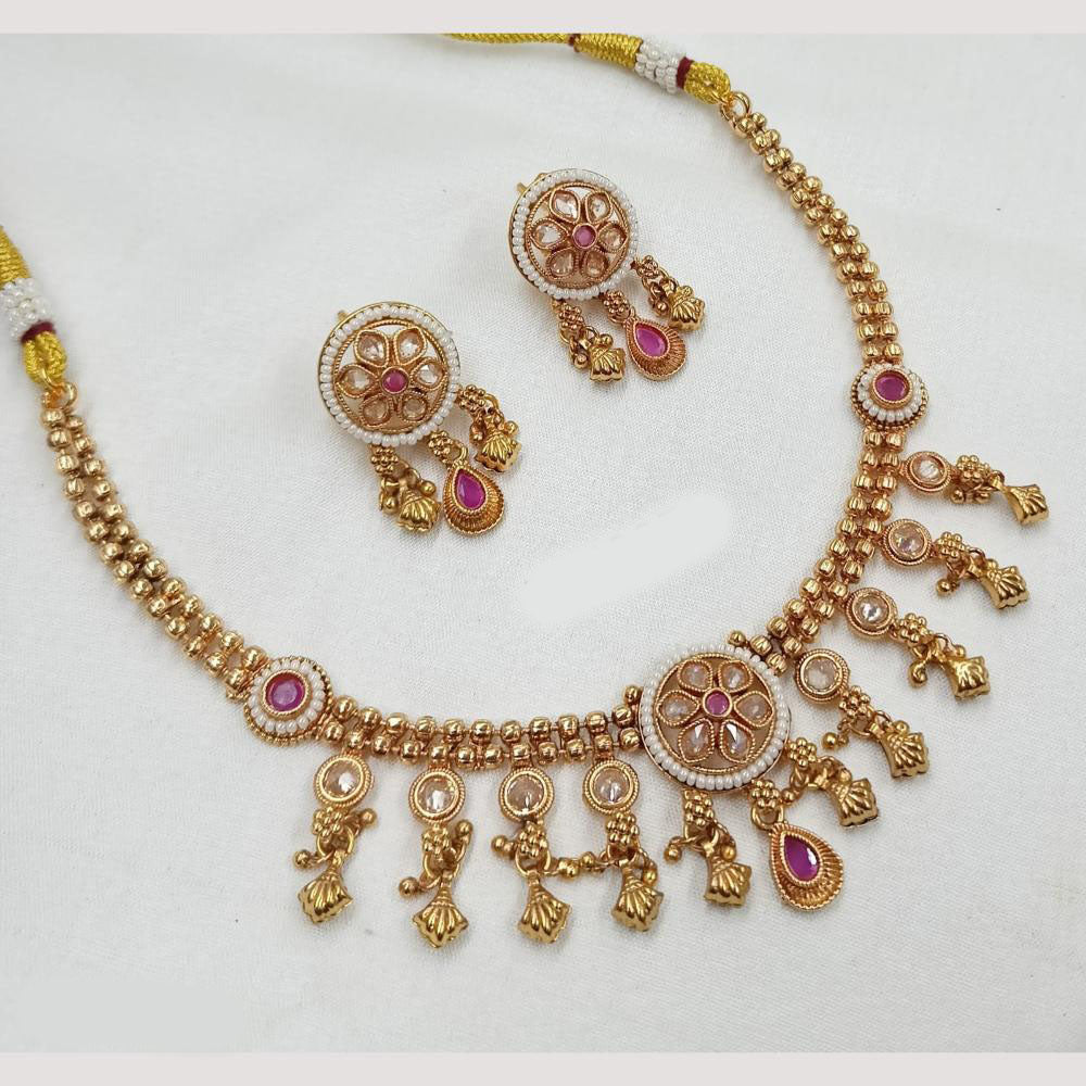 NAFJ Elegant Pota Stone And Pearl Necklace Set