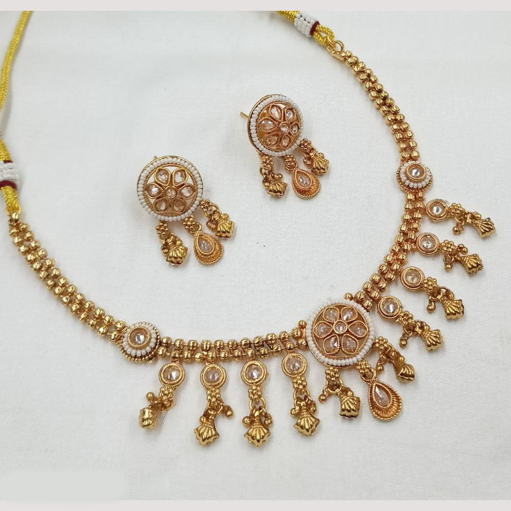 NAFJ Elegant Pota Stone And Pearl Necklace Set
