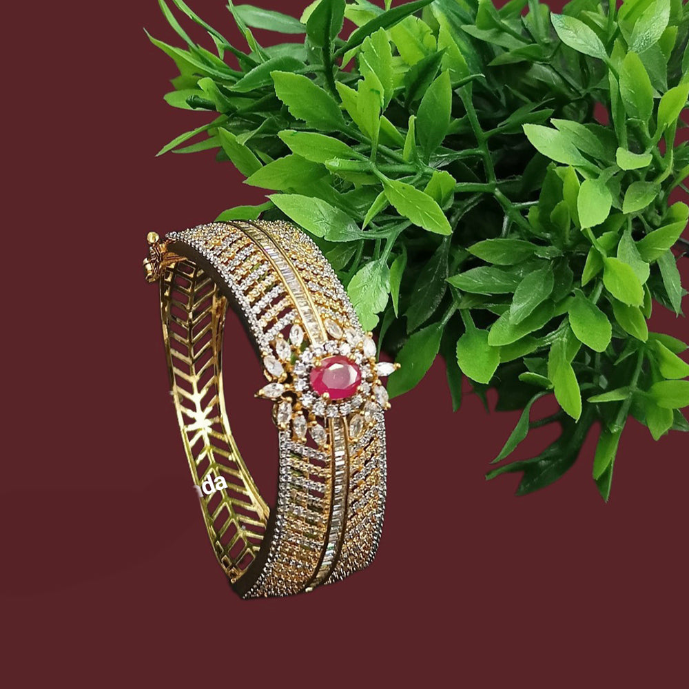 NAFJ Classic Crystal Stone And Austrian Stone Openable Bangles Set