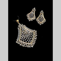 NAFJ Glamorous Crystal Stone  And Austrian Stone Designer Necklace Set