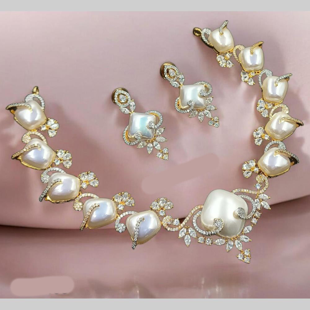 NAFJ Glamorous Crystal Stone And Austrian Stone Designer Necklace Set