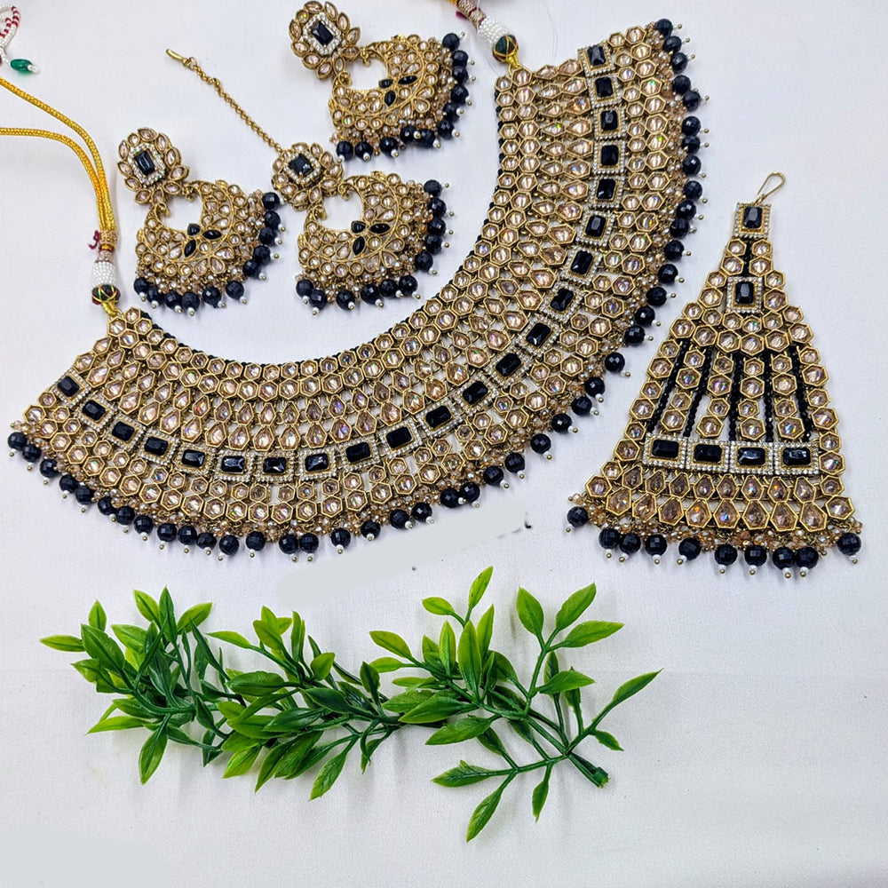 NAFJ Gold Plated Crystal Stone And Beads Necklace Set