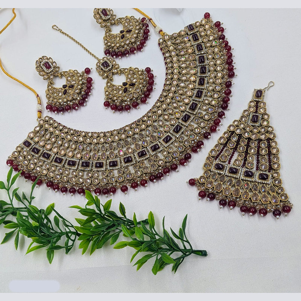 NAFJ Gold Plated Crystal Stone And Beads Necklace Set