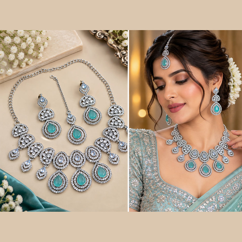 NAFJ Glamorous Crystal Stone And Austrian Stone Necklace Set