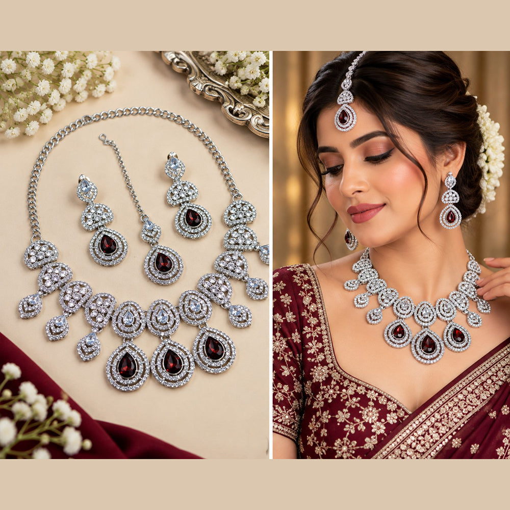 NAFJ Glamorous Crystal Stone And Austrian Stone Necklace Set