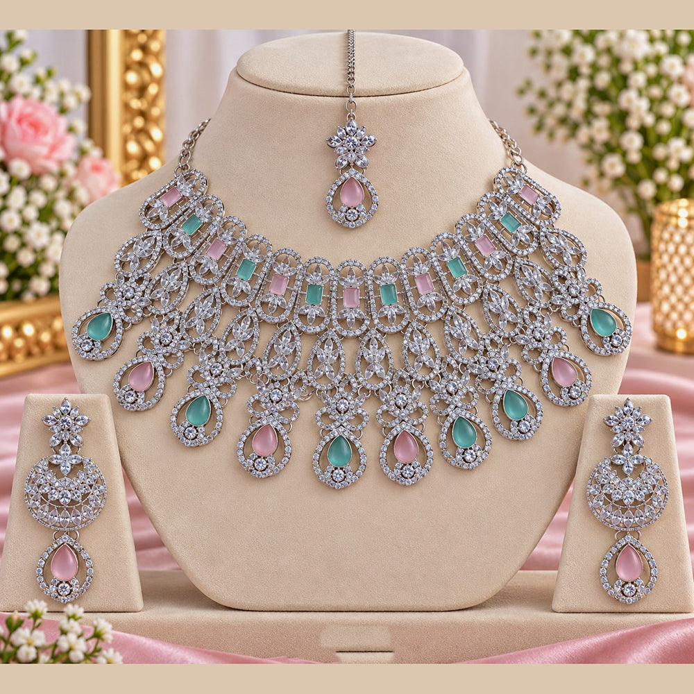 NAFJ Glamorous Crystal Stone And Austrian Stone Necklace Set