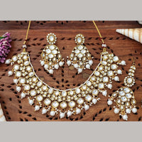Charbhuja Art Heritage Pota Stone And Kundan Stone Beads Necklace Set